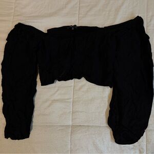 Kendall & Kylie Cropped Black Top